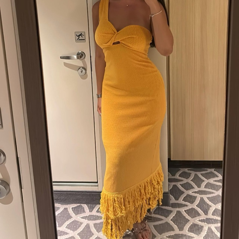 Yellow Sleeveless Maxi Dress